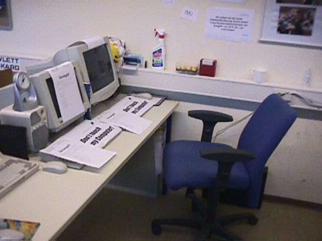 ../_images/1999-12-11-HpCenter-1-MVC-001F.JPG