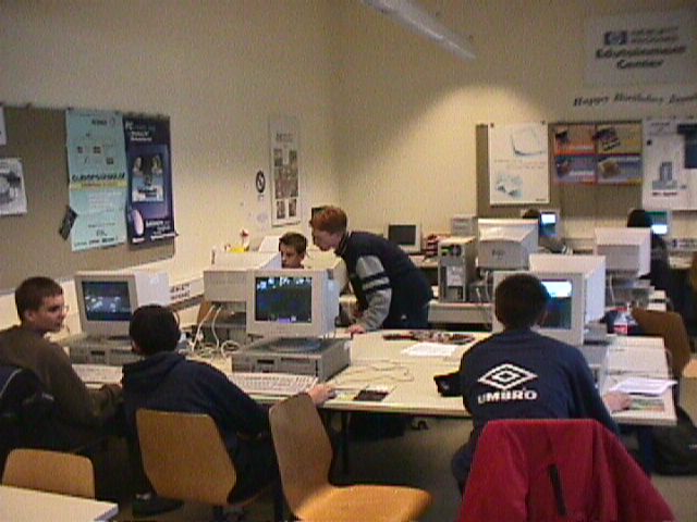 ../_images/1999-12-11-HpCenter-1-MVC-023F.JPG